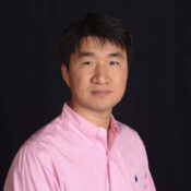 Jin Woo Han headshot.