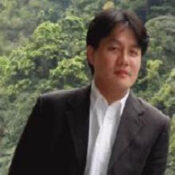 Chengkuo Lee headshot.
